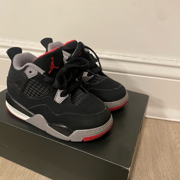 Jordan “bred” 4 - Picture 3 of 4